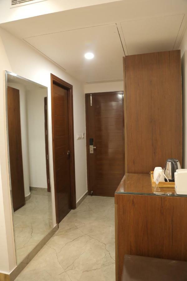 Hotel Ak Suites Patiāla Exteriér fotografie
